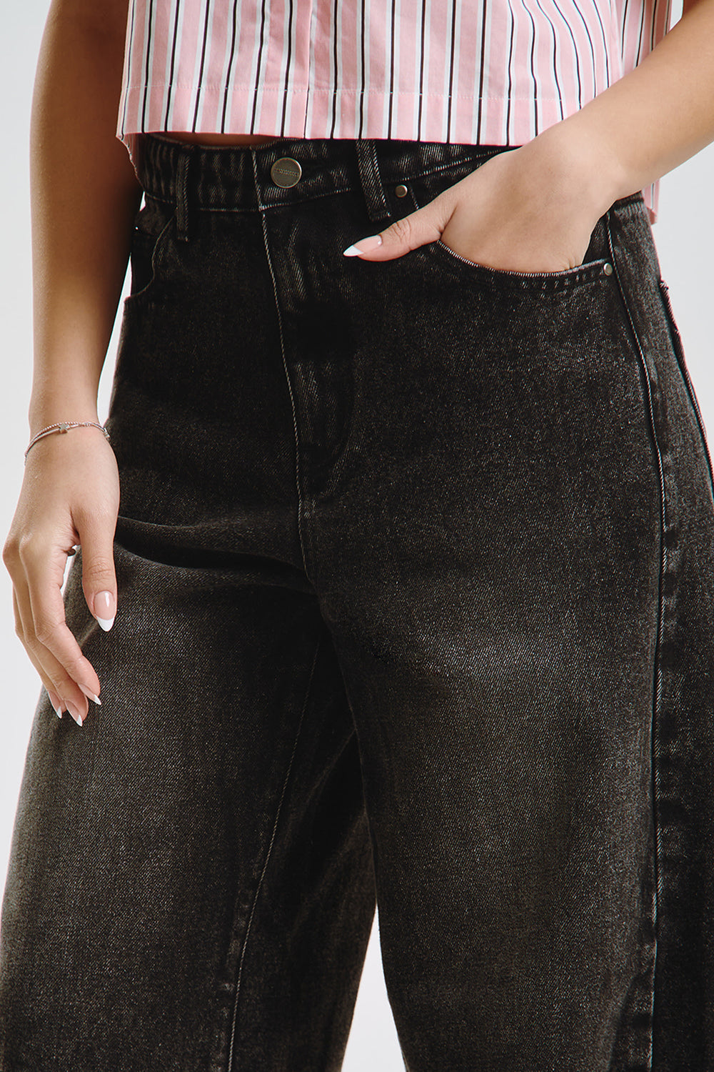 996435-Acid Black (2).jpg