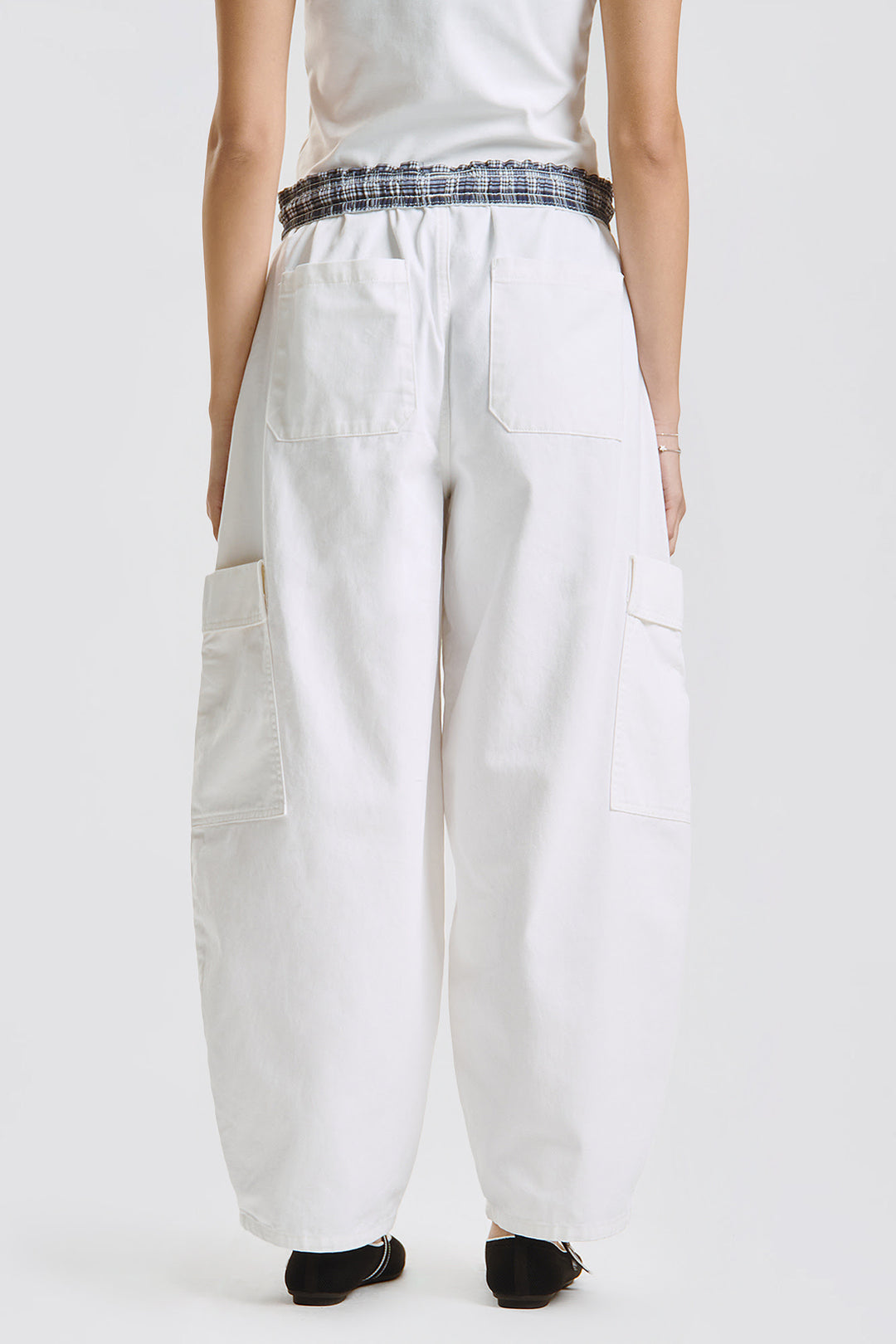 996439-Off White (4).jpg