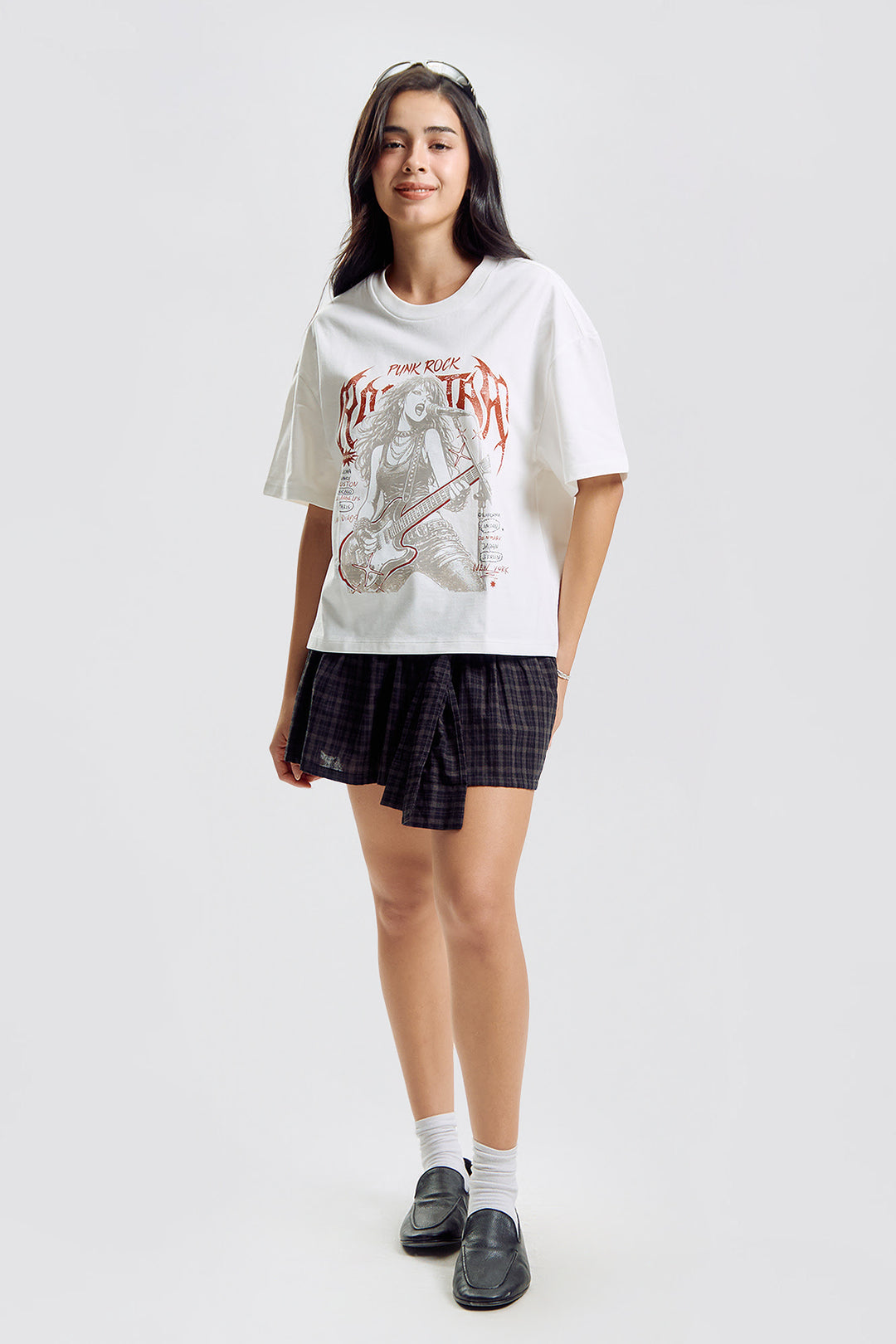 996472-Off White (1).jpg