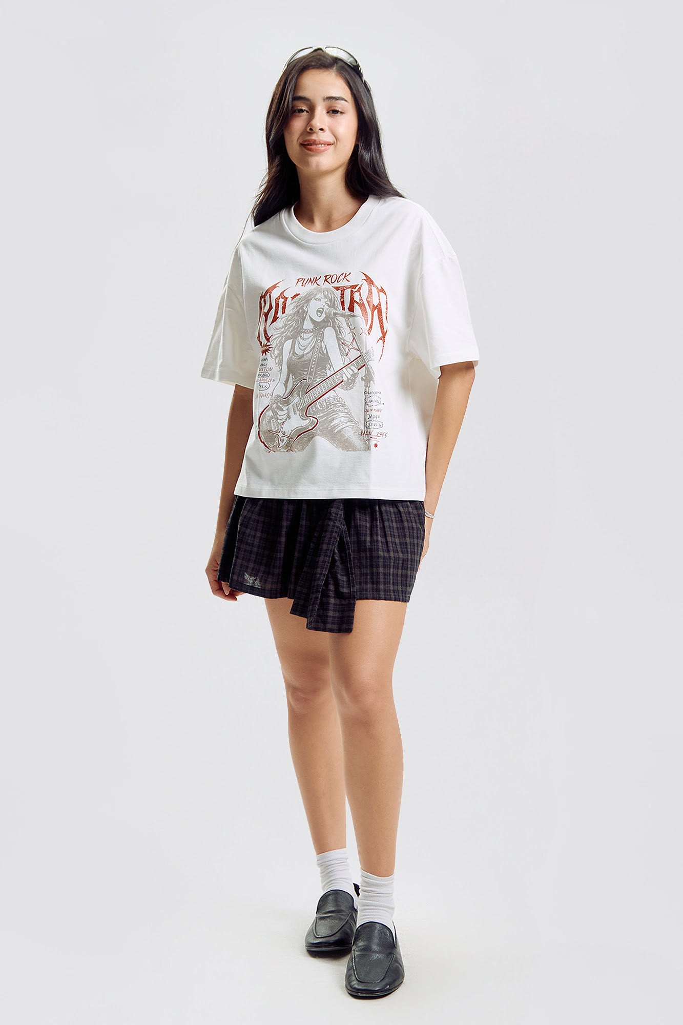 996472-Off White (1).jpg