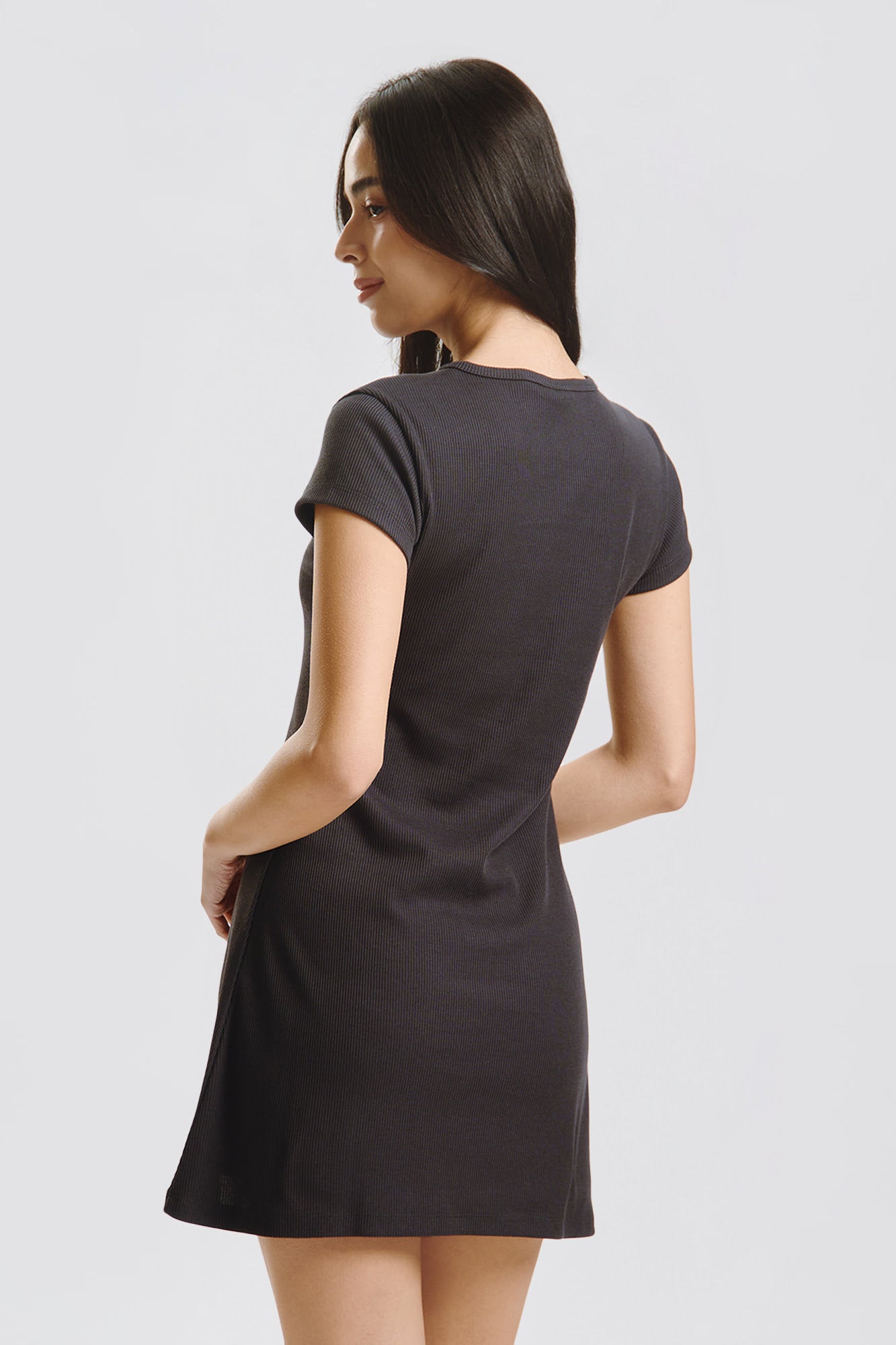 996493-Charcoal (4).jpg
