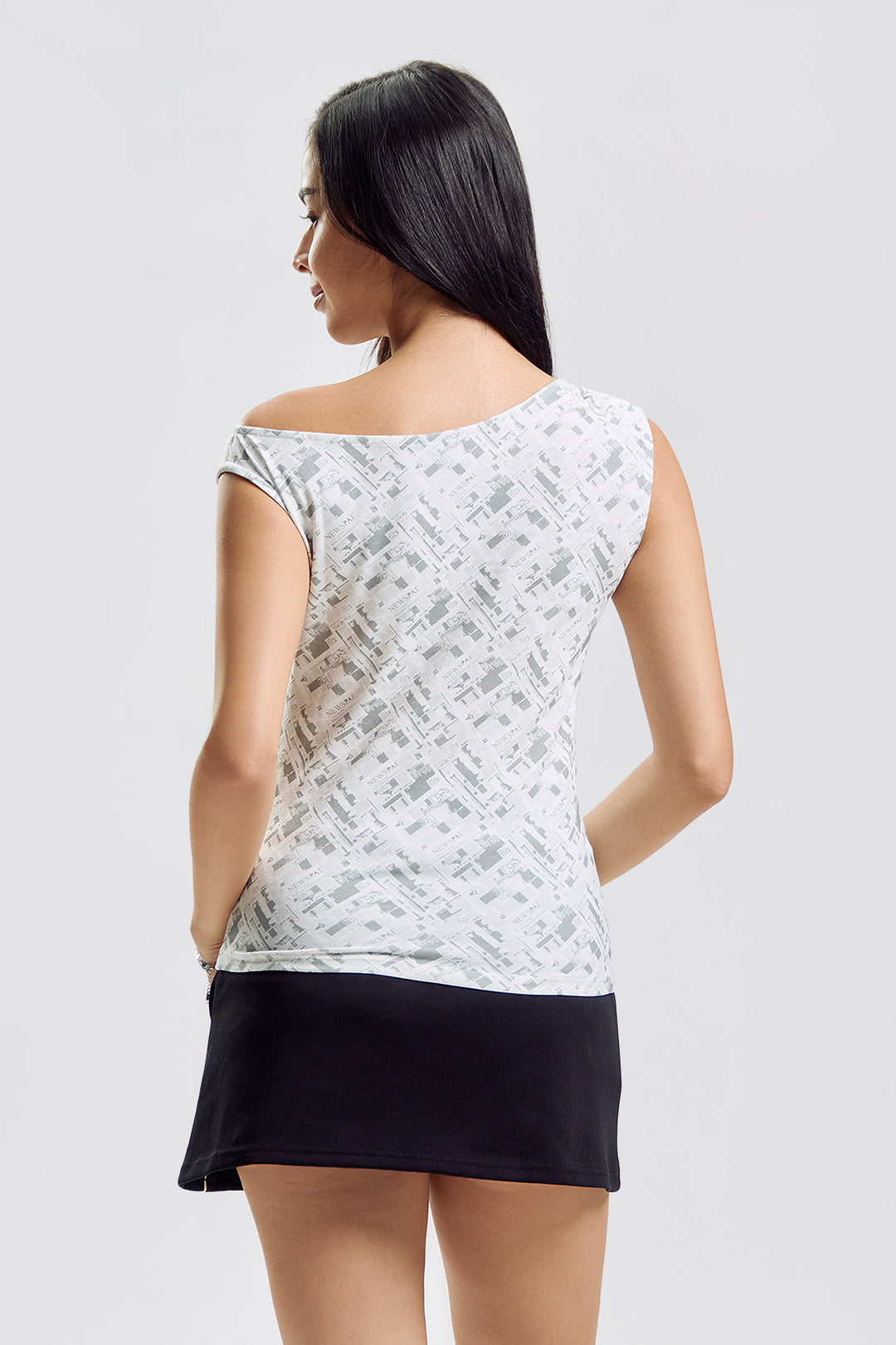 996497-Off White (4).jpg