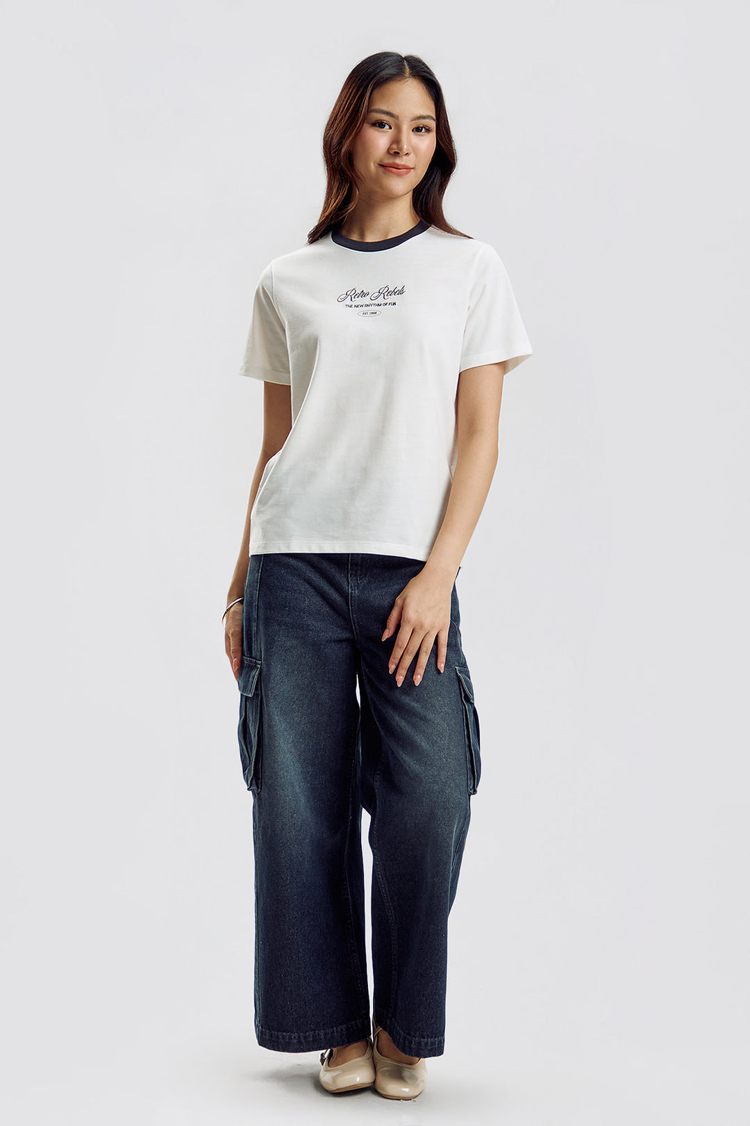 996542-Off White (1).jpg