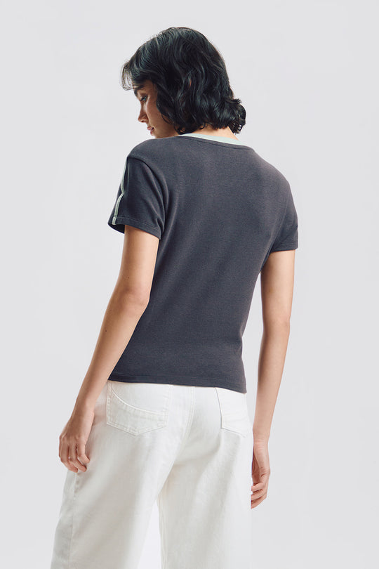 996551-Charcoal (3).jpg