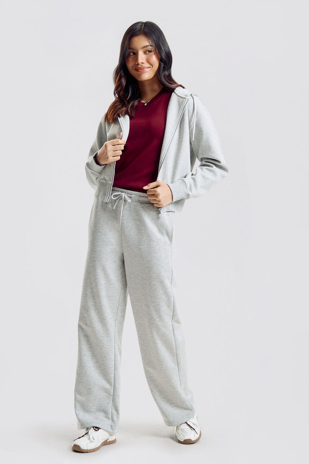 996561-Heather Gray (1).jpg