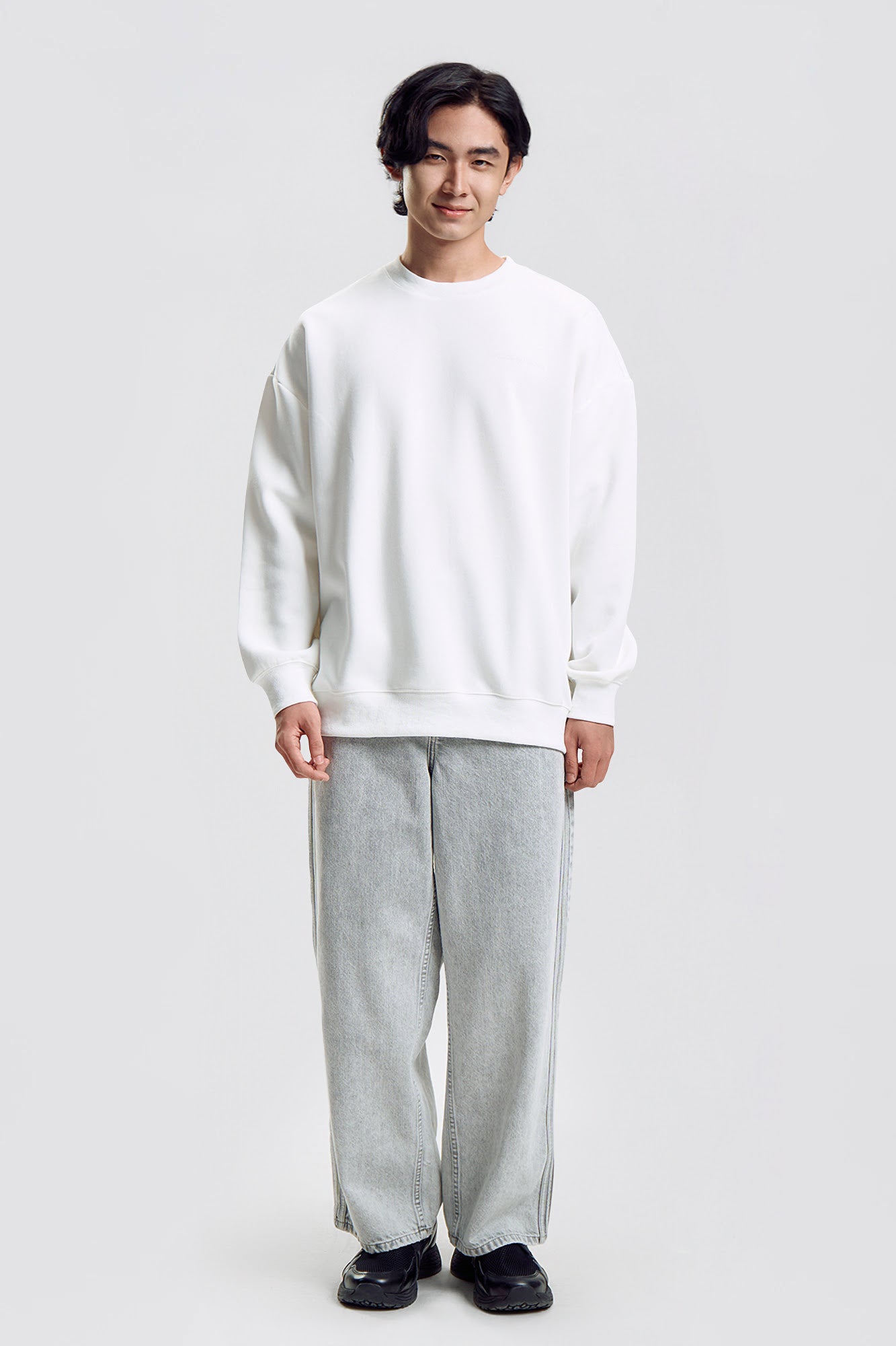997223-Off White (1).jpg