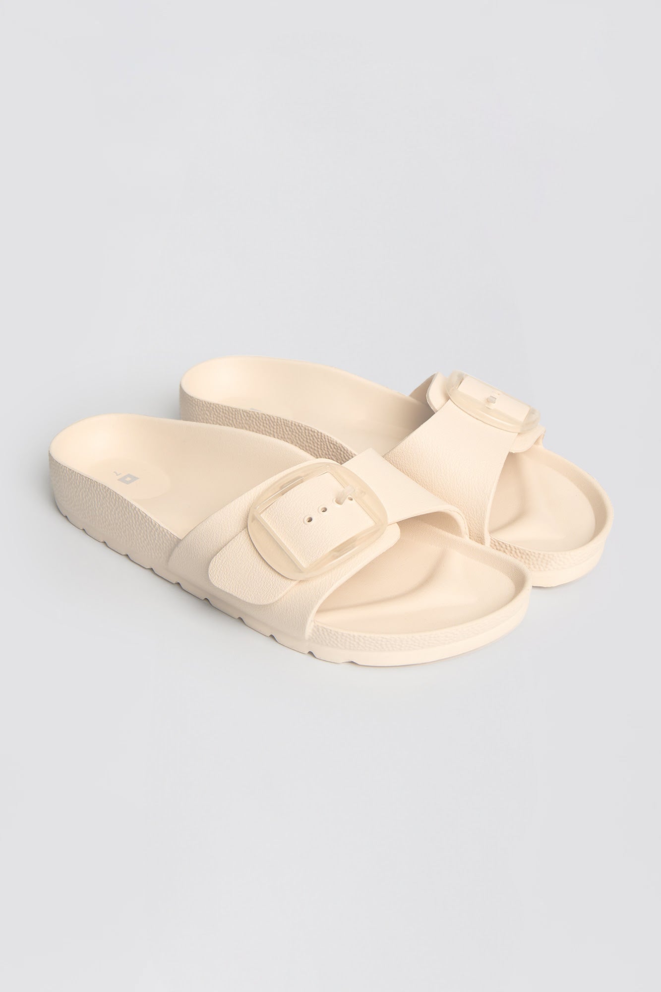 997278-Off White (1).jpg