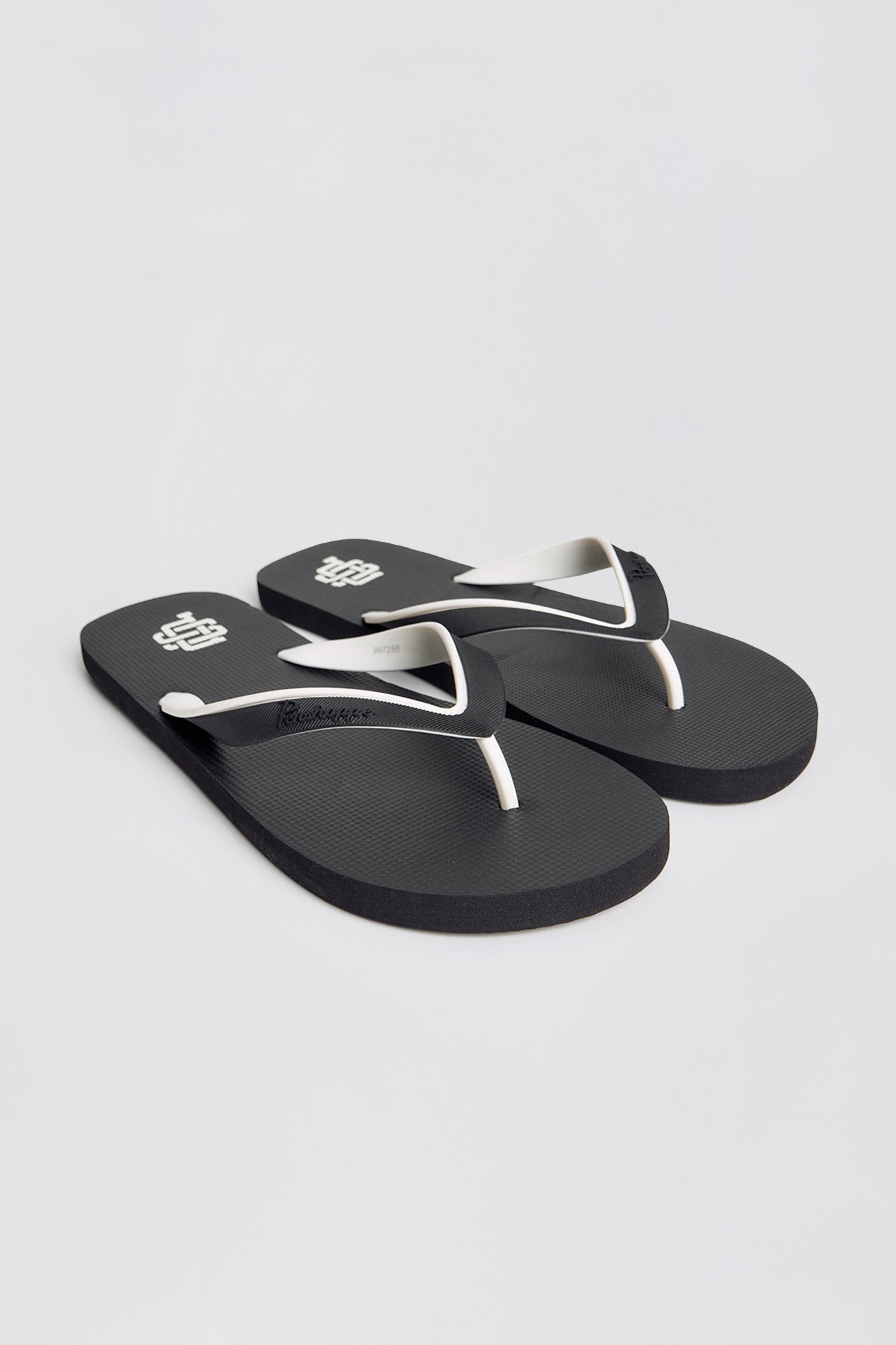 997286-Black (1).jpg