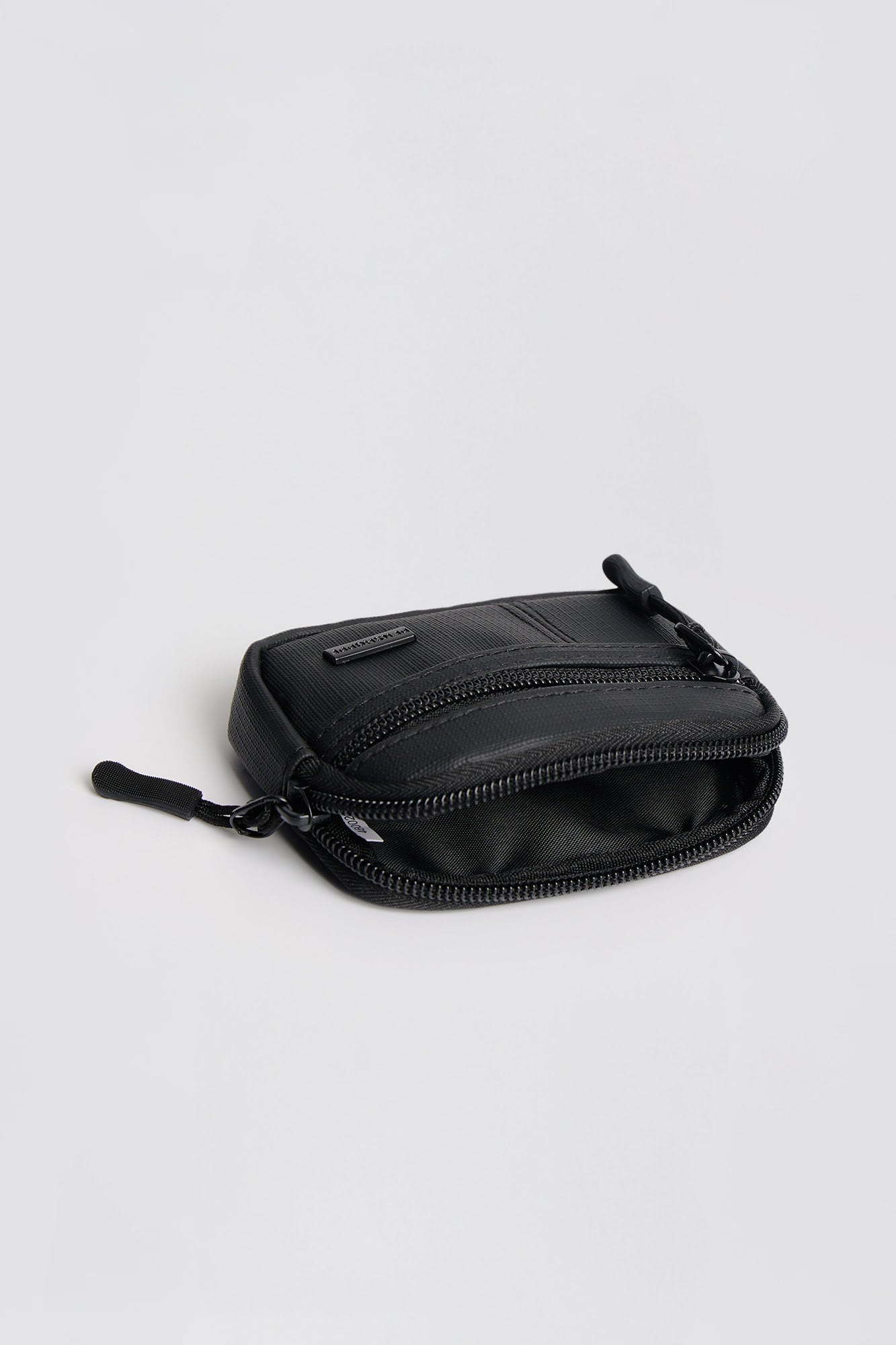 997347-Black (1).jpg