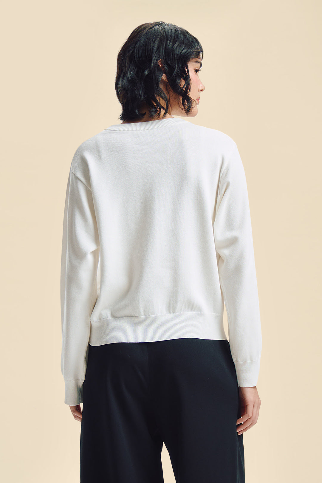 997481-Off White (3).jpg