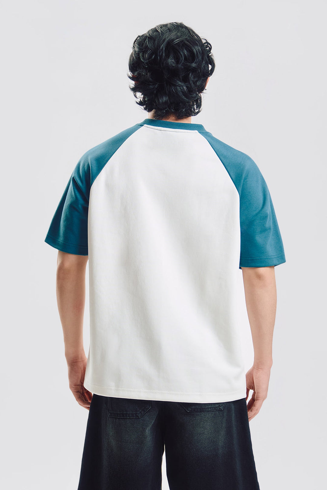 Raglan T-Shirt