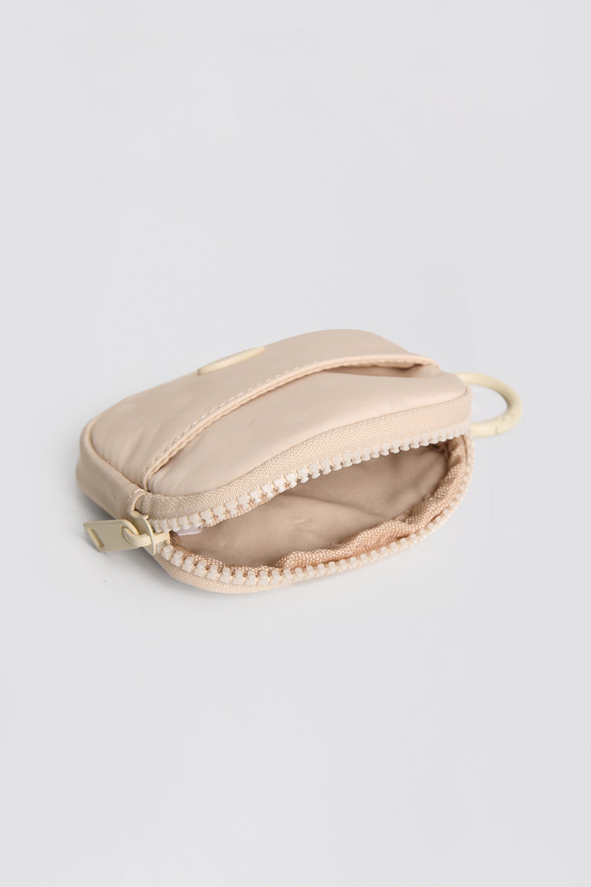 997714-Cream (3).jpg