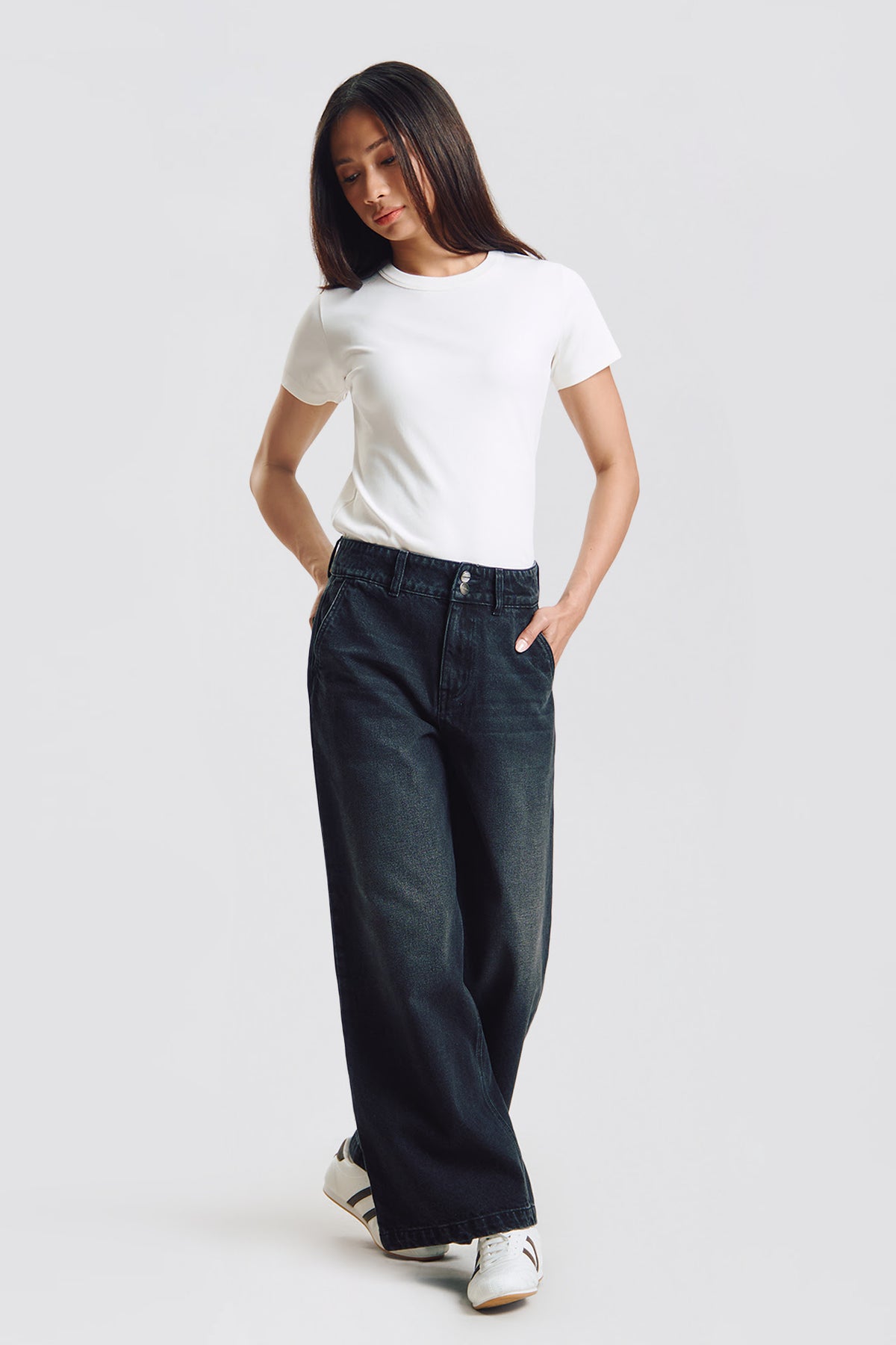 998242-Black (1).jpg