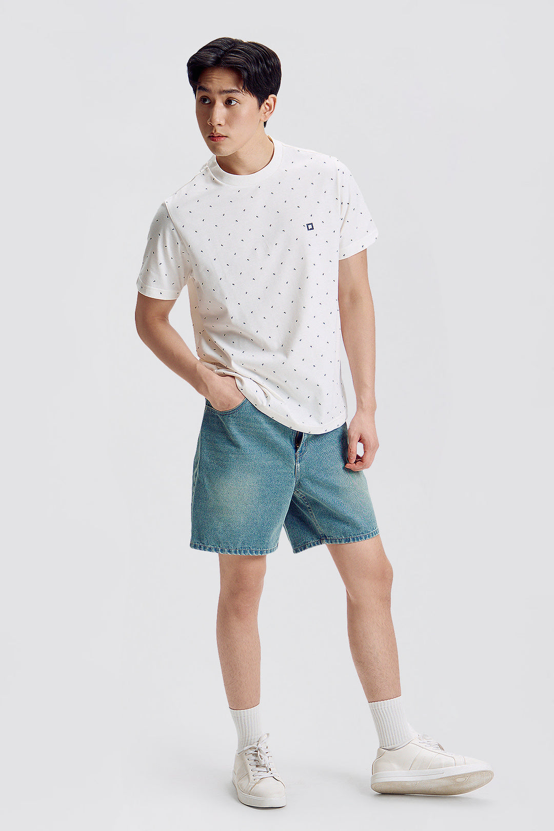 998304-Ivory (2).jpg