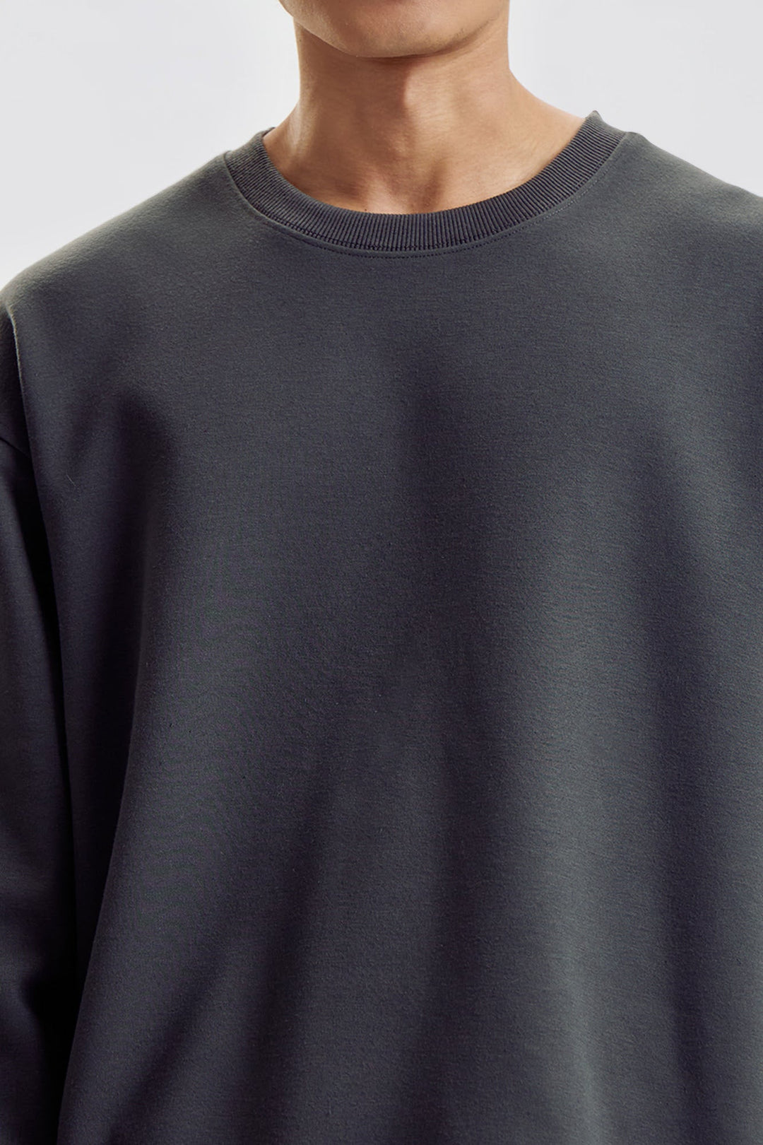 Relaxed Pullover Sweatshirt