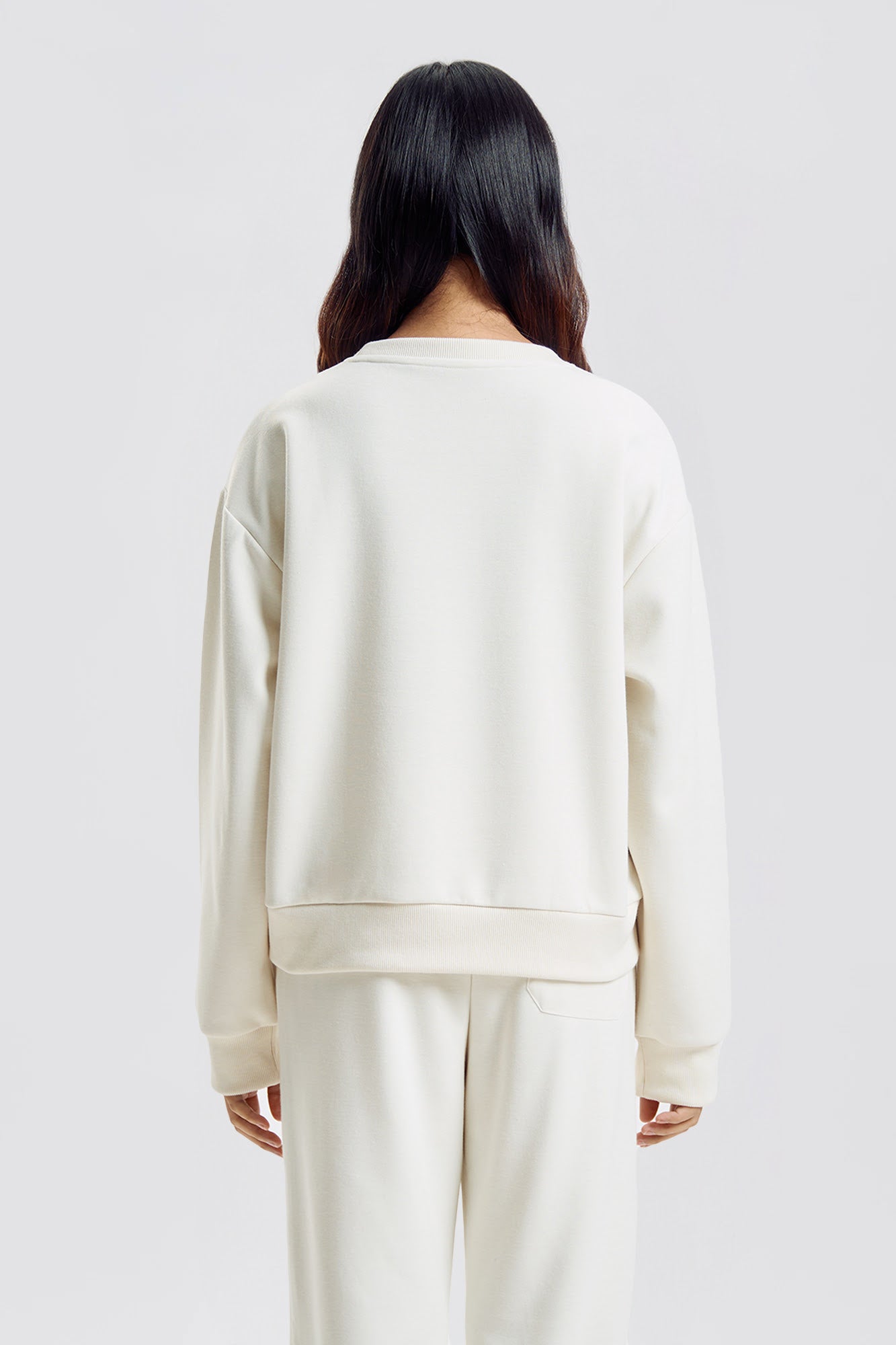 998447-Ivory (2).jpg