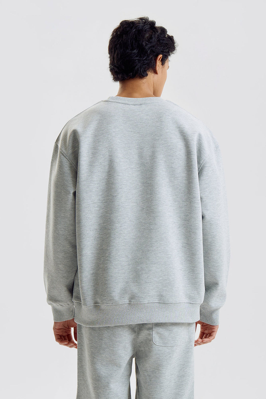 Relaxed Pullover Sweatshirt
