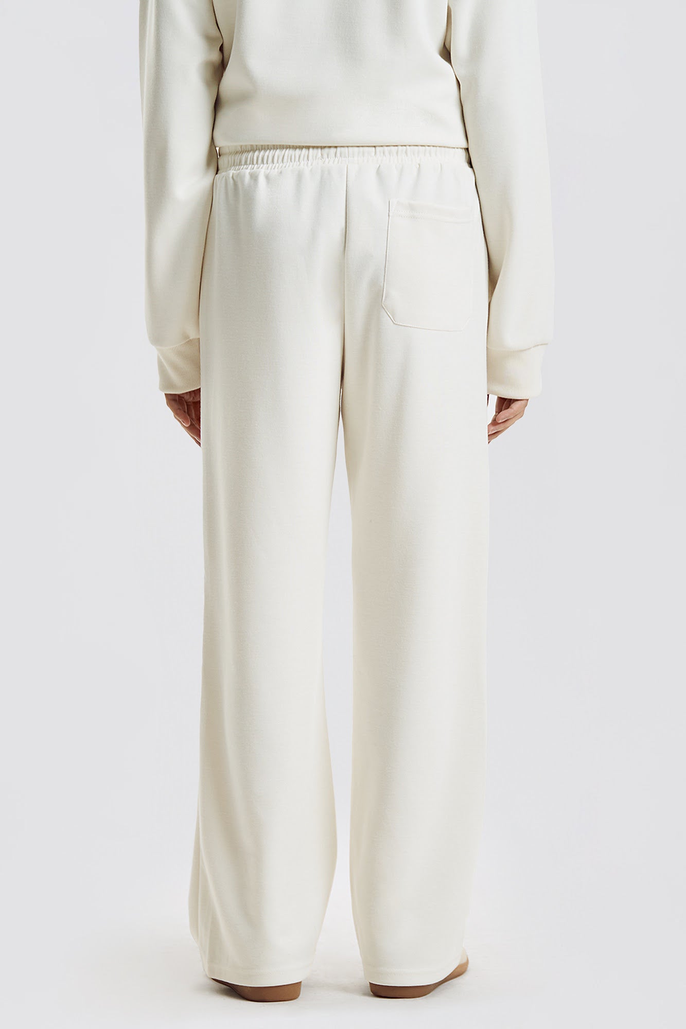 998506-Ivory (3).jpg