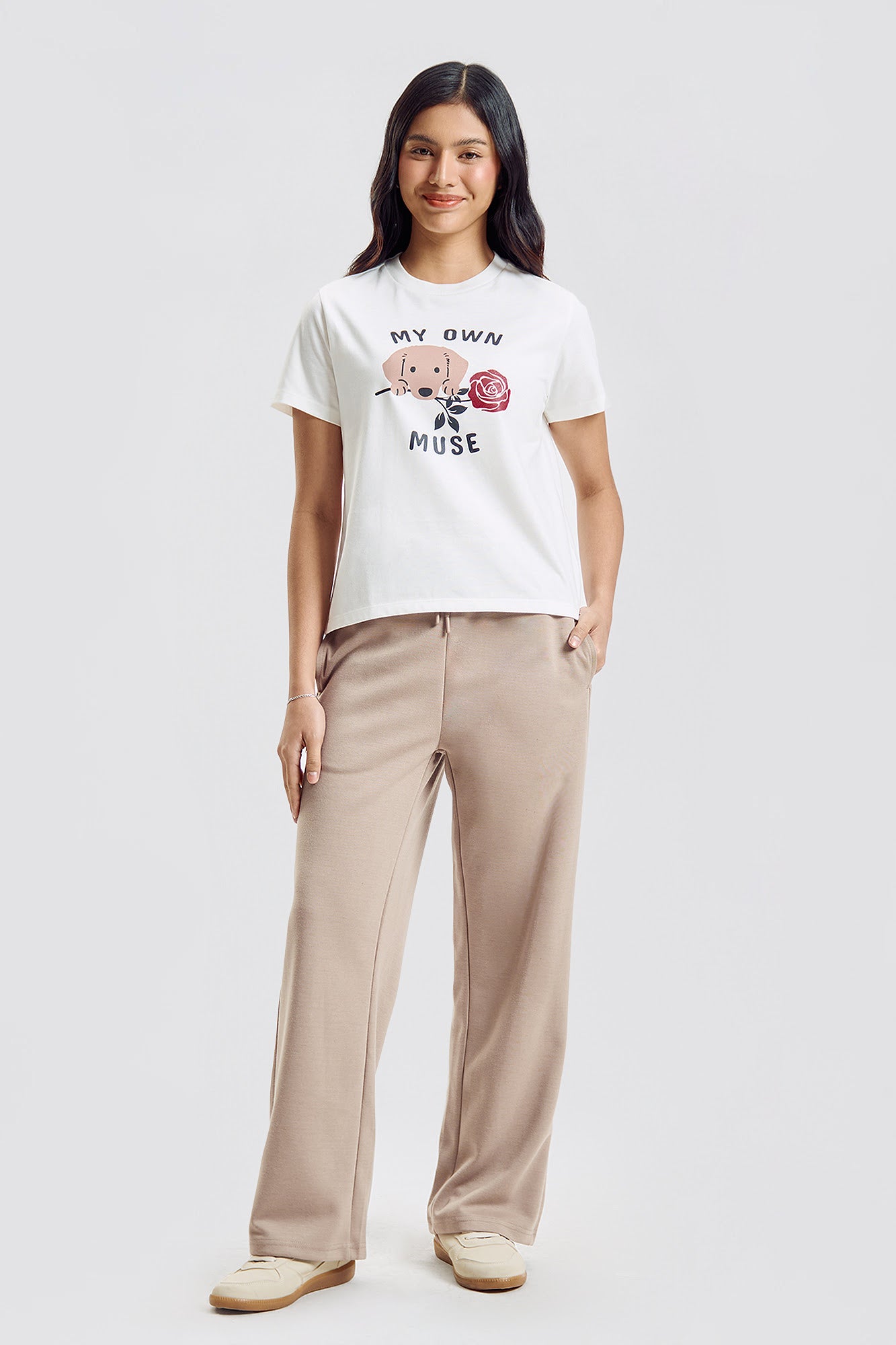 999464-Off White (1).jpg