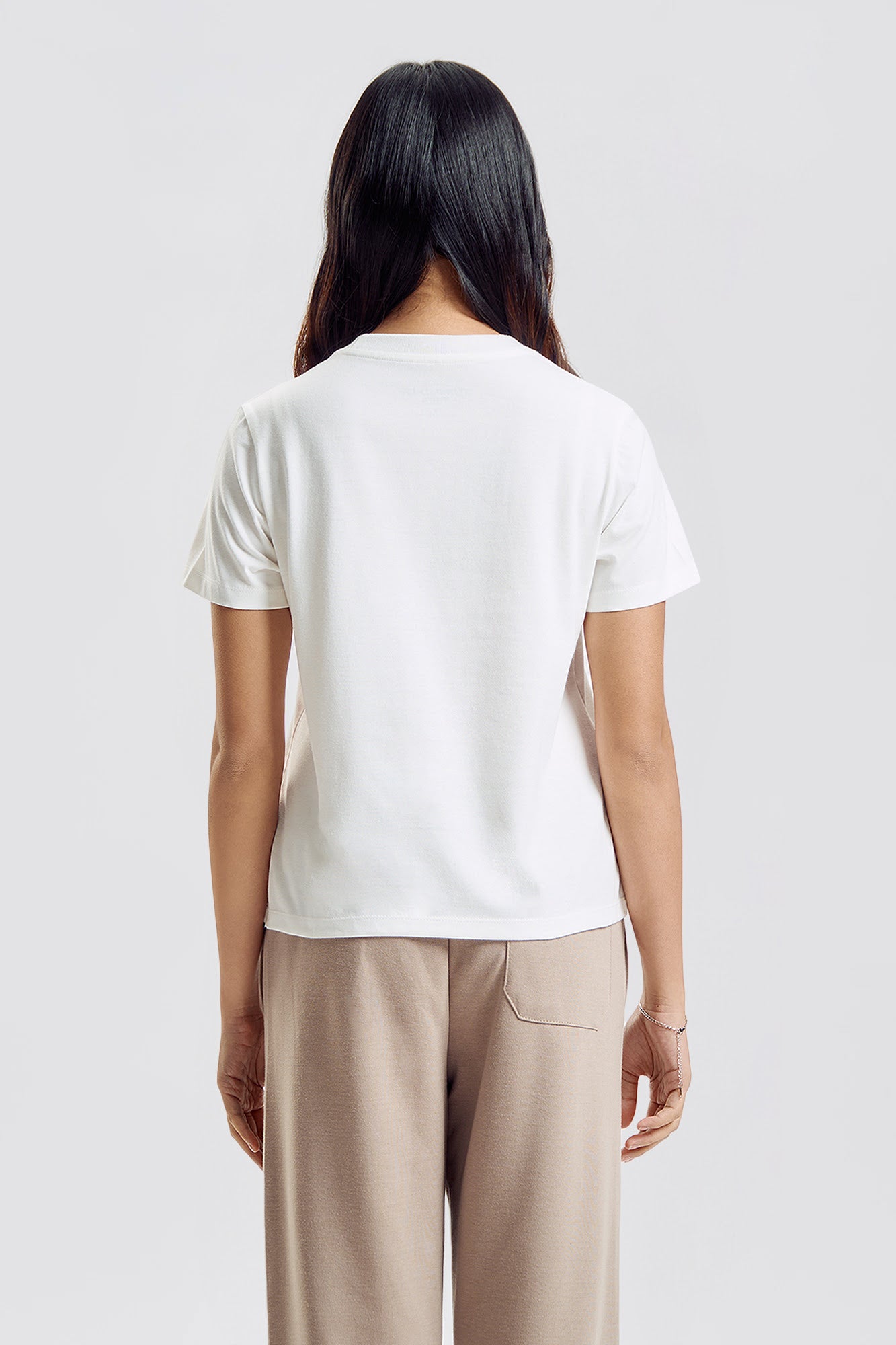 999464-Off White (4).jpg
