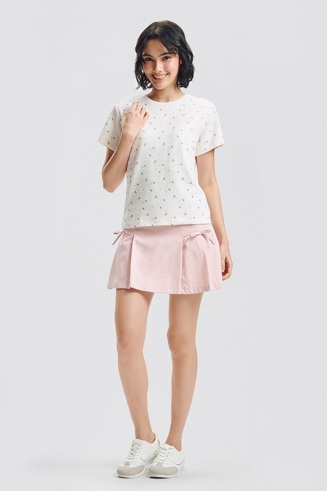 999598-Off White (1).jpg