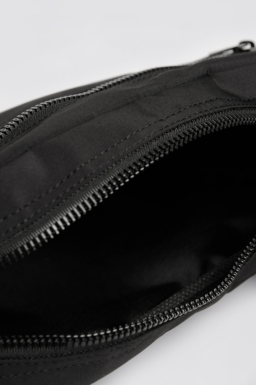 999612-Black (4).jpg