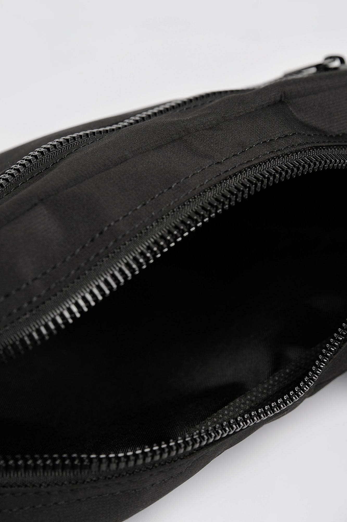 999612-Black (4).jpg