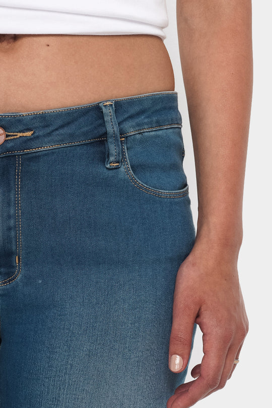Power Stretch Mid Waist Jeans
