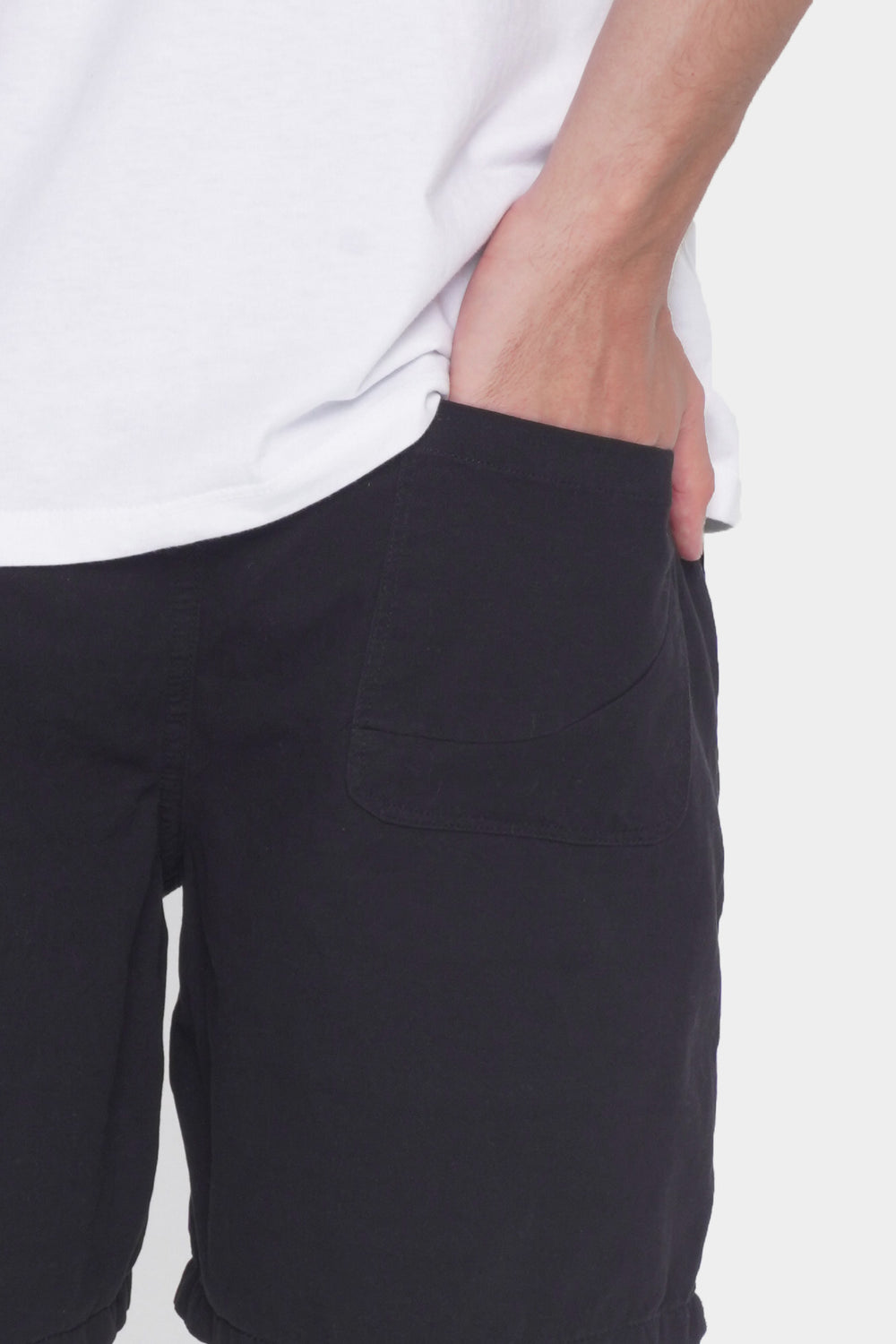 Basic Modern Fit Shorts