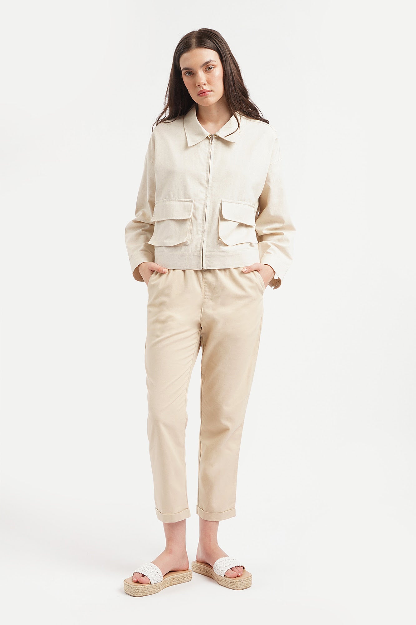Chic Fit Linen Pull-On Pants