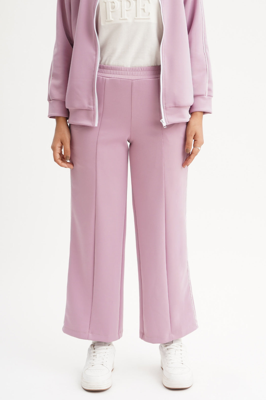 968560-Lilac (1).jpg