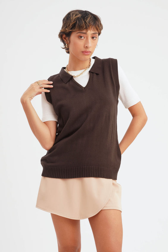 Sleeveless Collared Vest