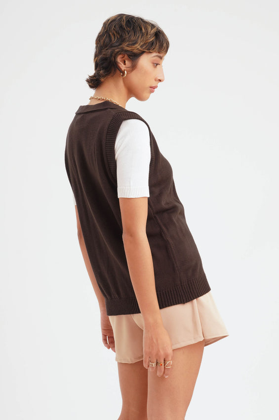 Sleeveless Collared Vest