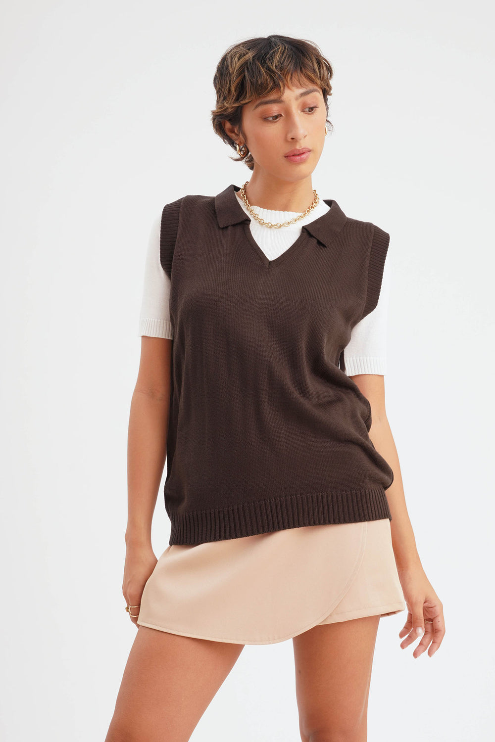 Sleeveless Collared Vest