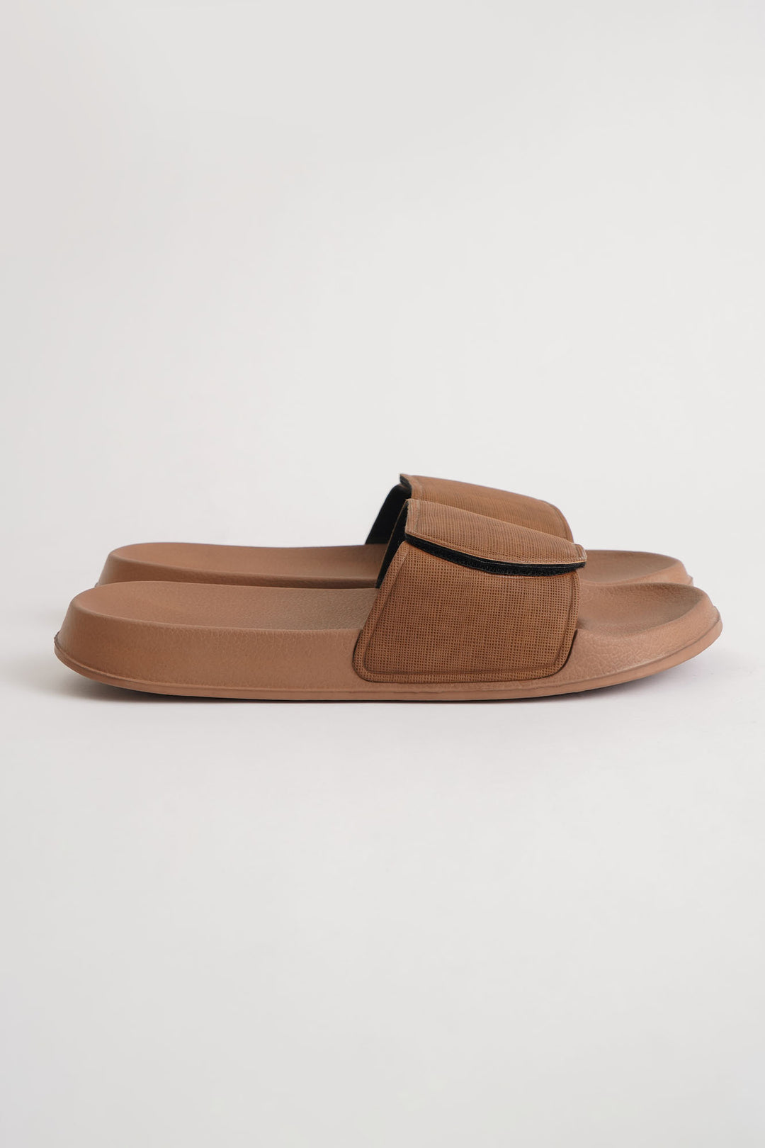 969337-Amber Brown (3).jpg