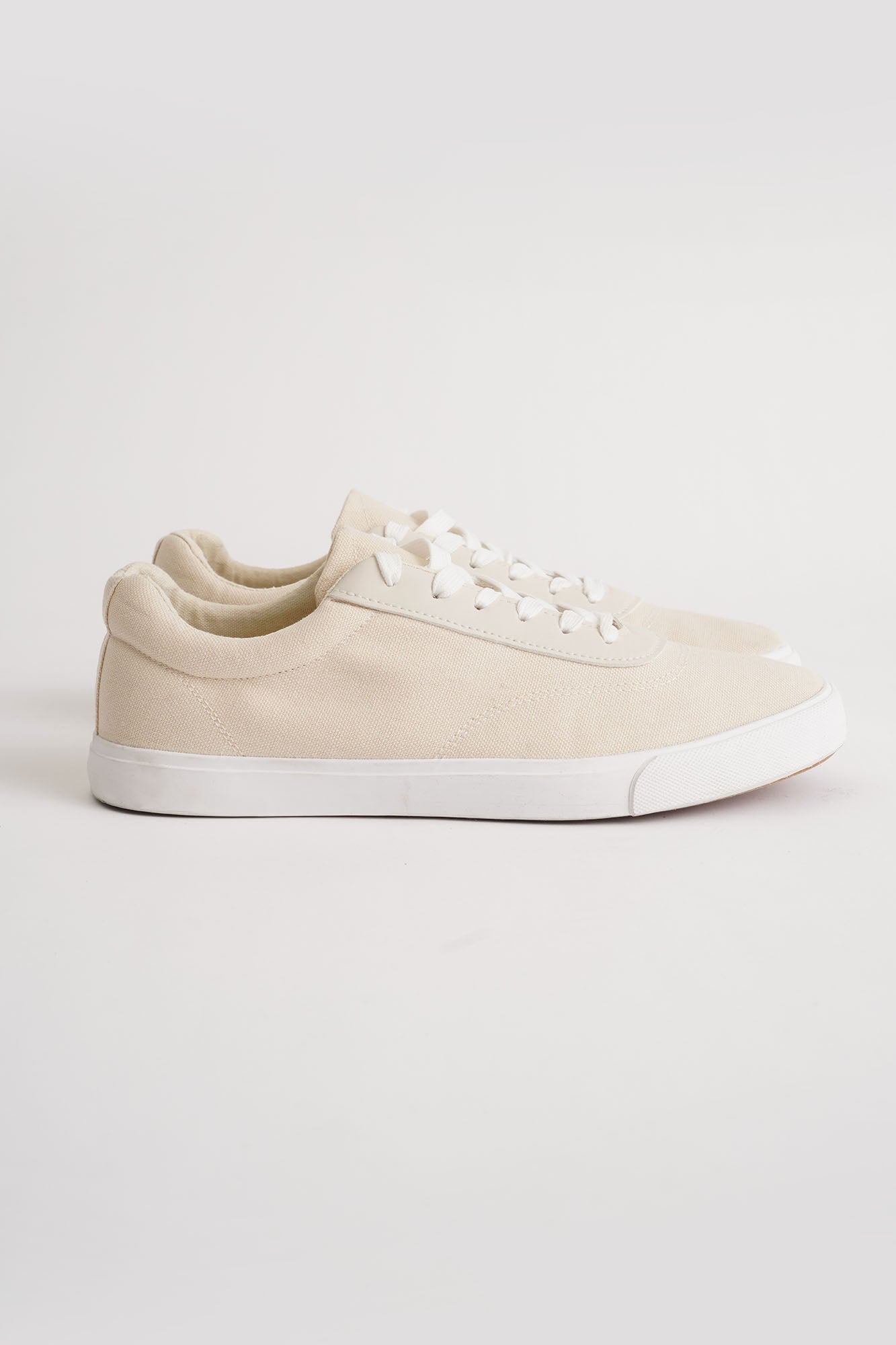 969465-White (2).jpg