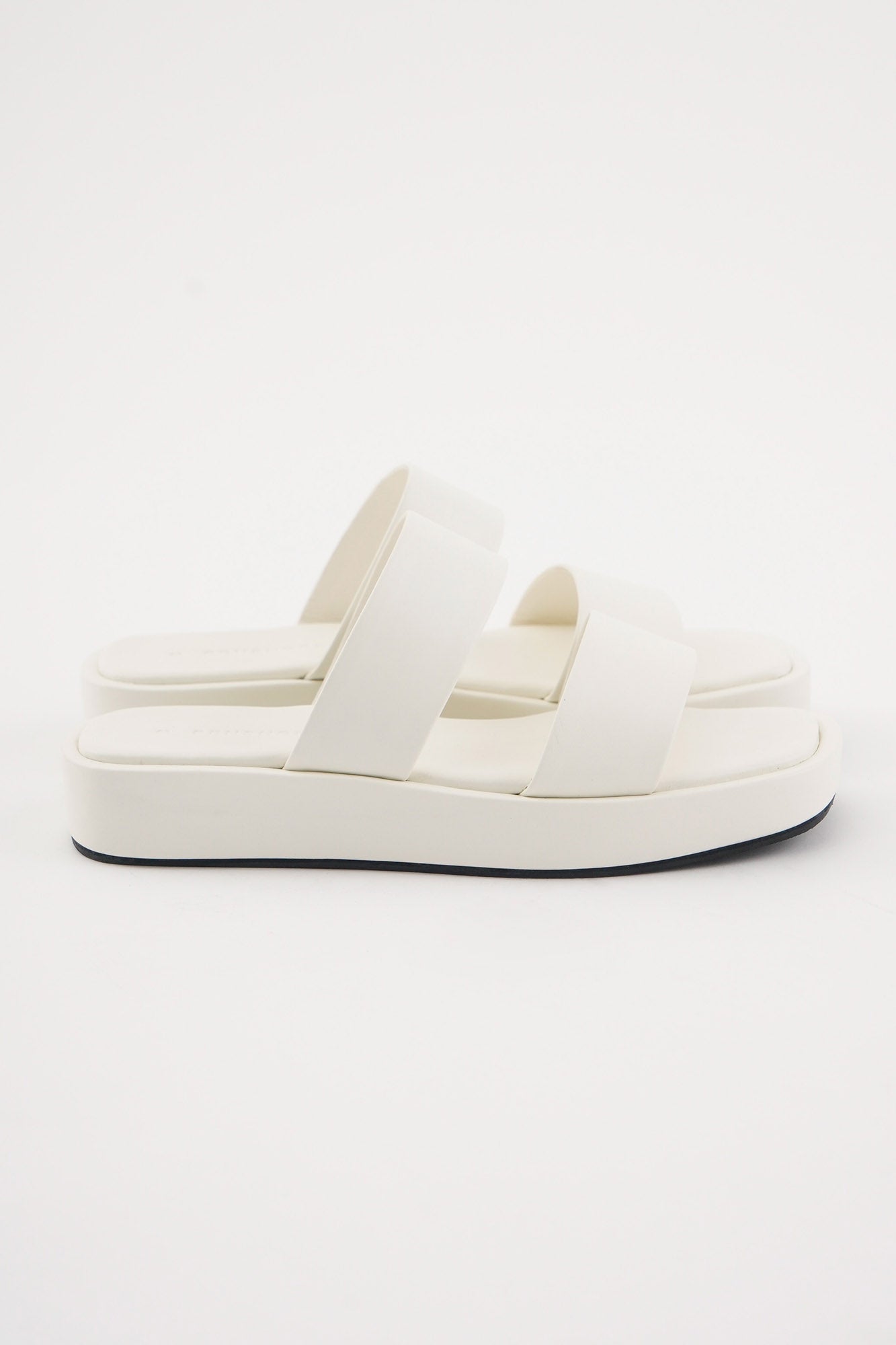 969557-White (3).jpg