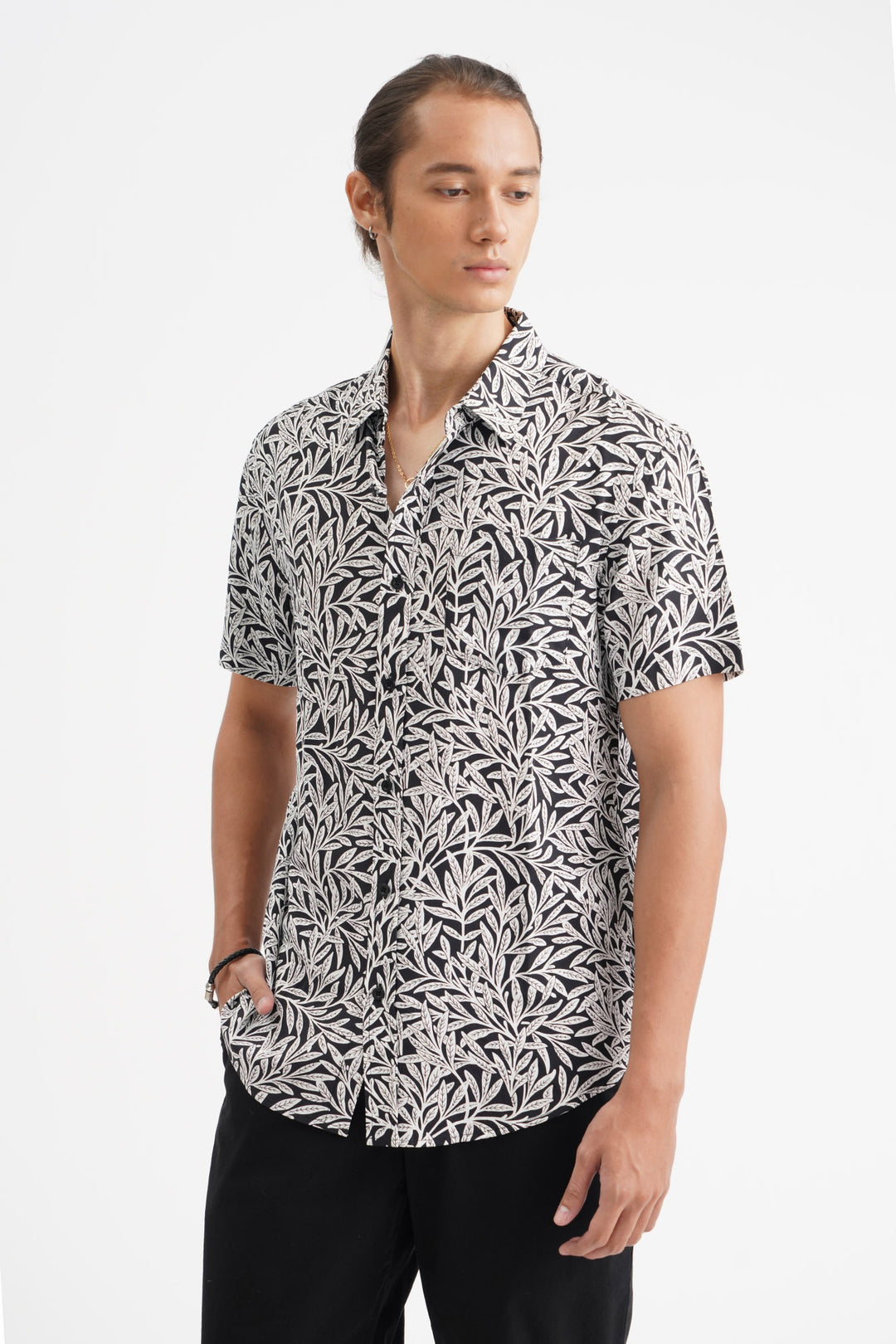969986-Black (1).jpg