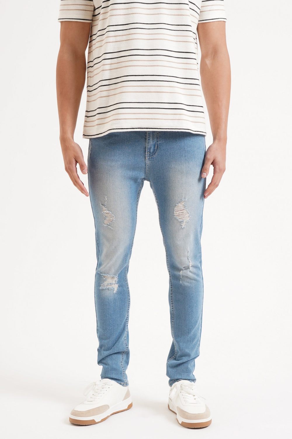 Ripped Skinny Jeans