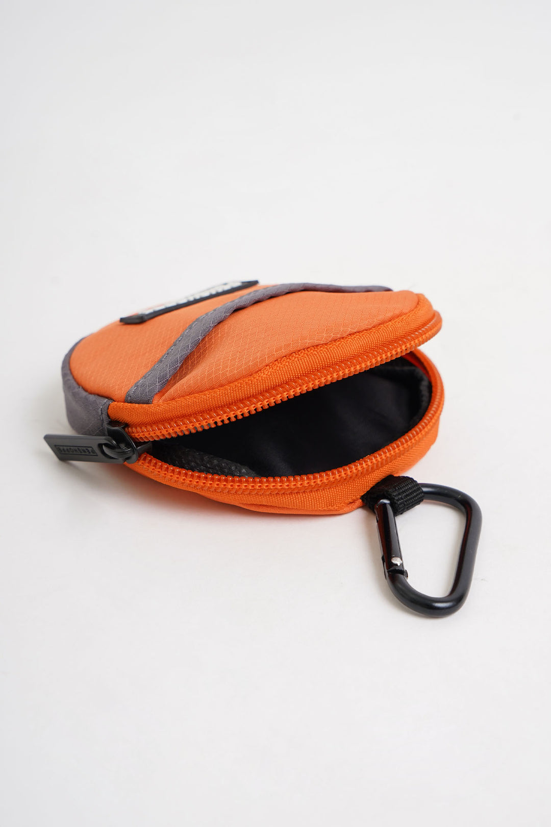 973024-Orange (4).jpg