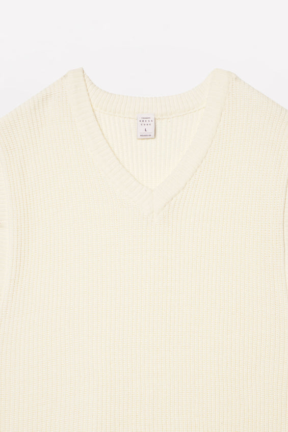 973331-Off White (2).jpg
