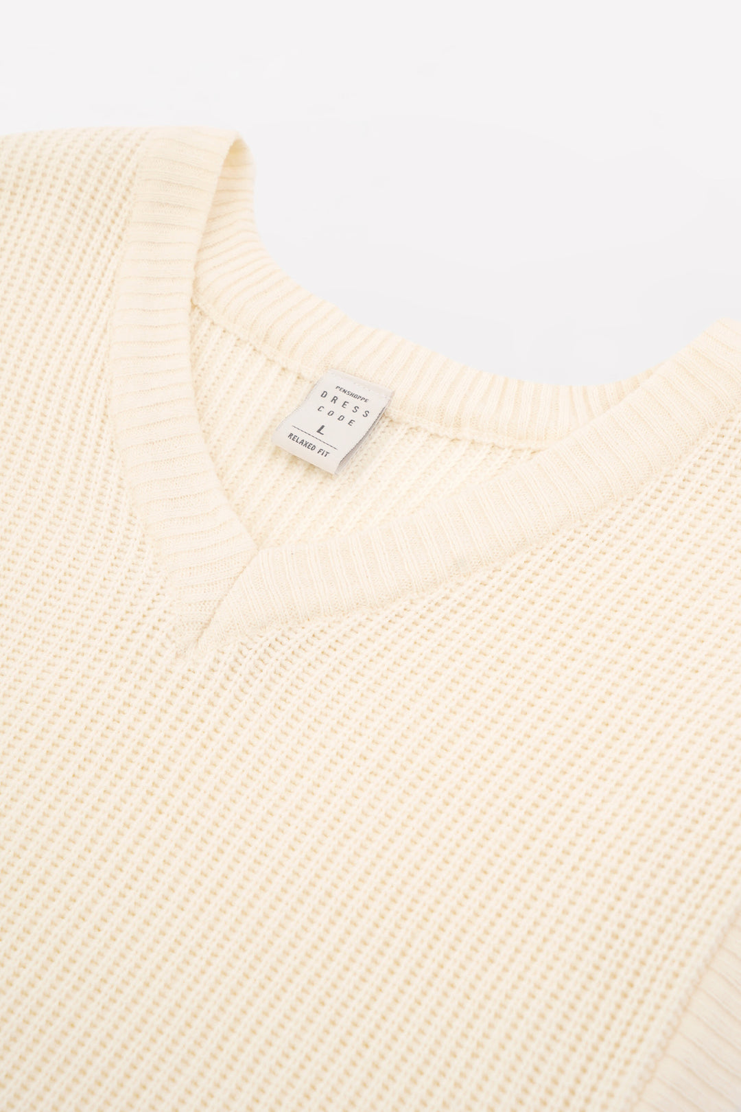 973331-Off White (3).jpg