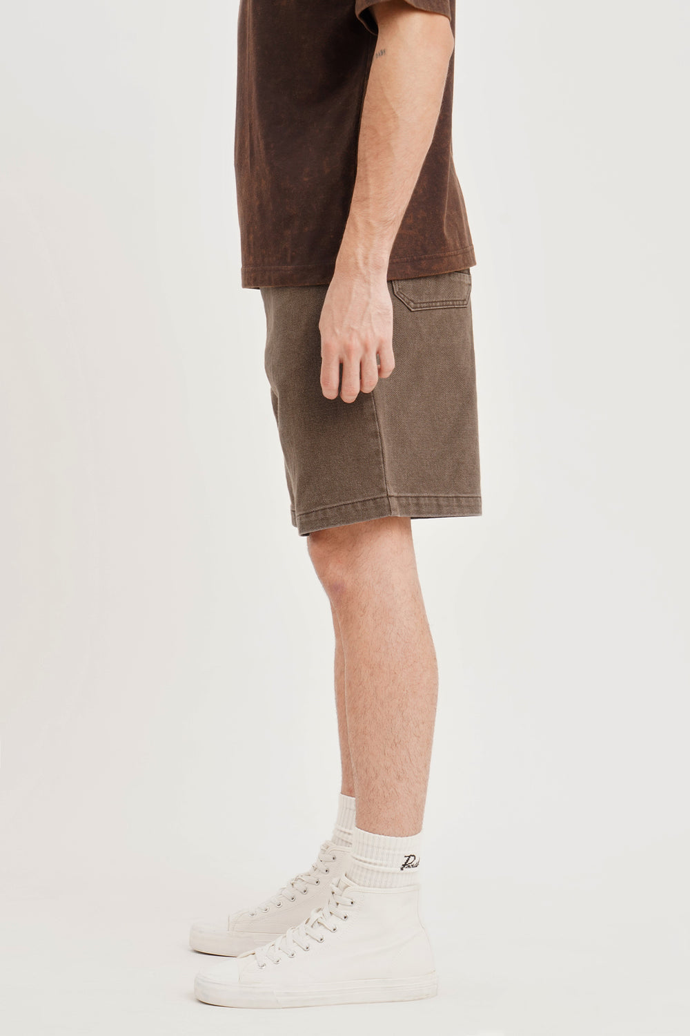 974133-Brown (2).jpg
