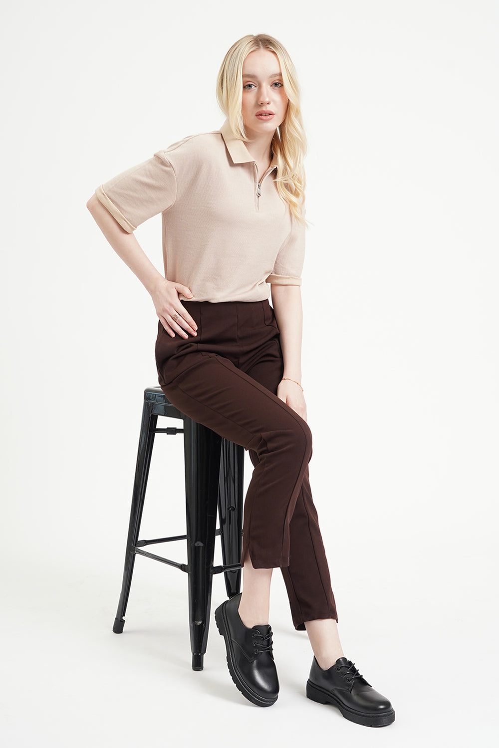 975216-Brown (1).jpg