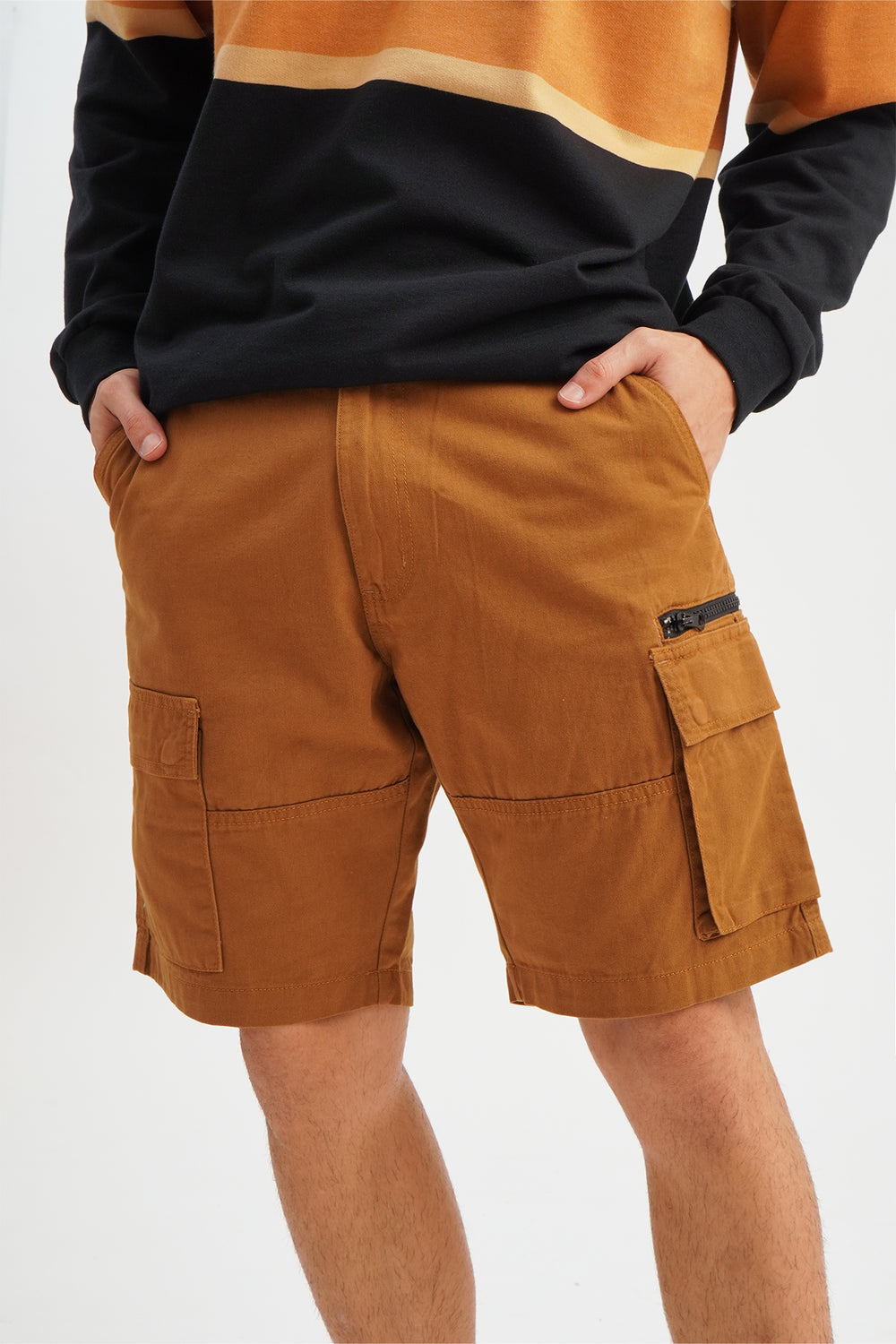 975513-Brown (1).jpg