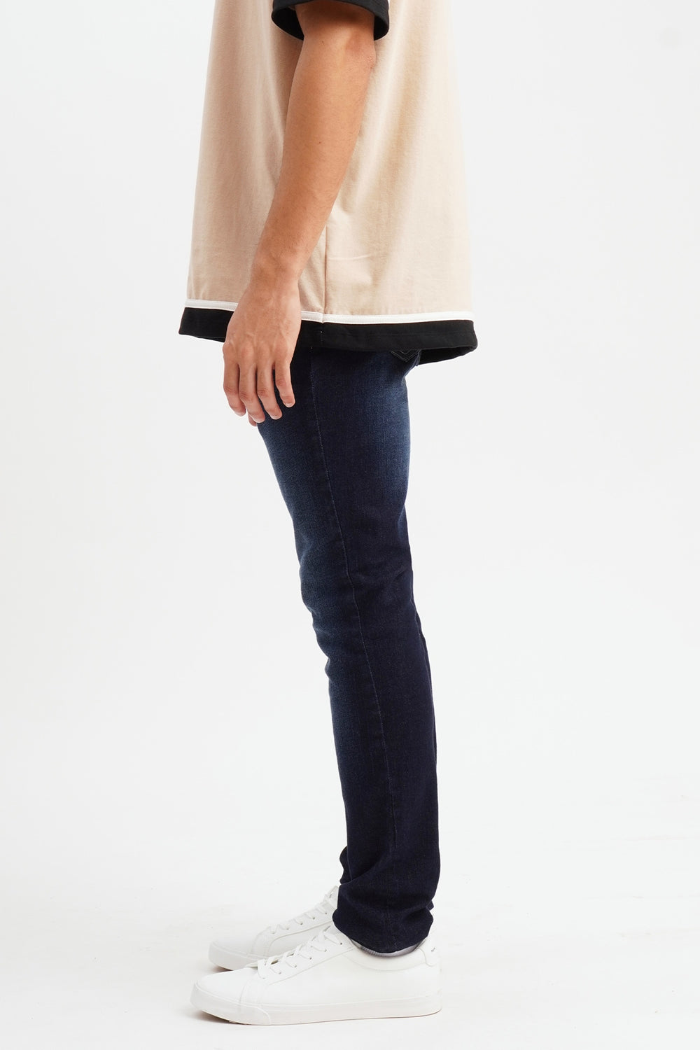 975638-Indigo (2).jpg