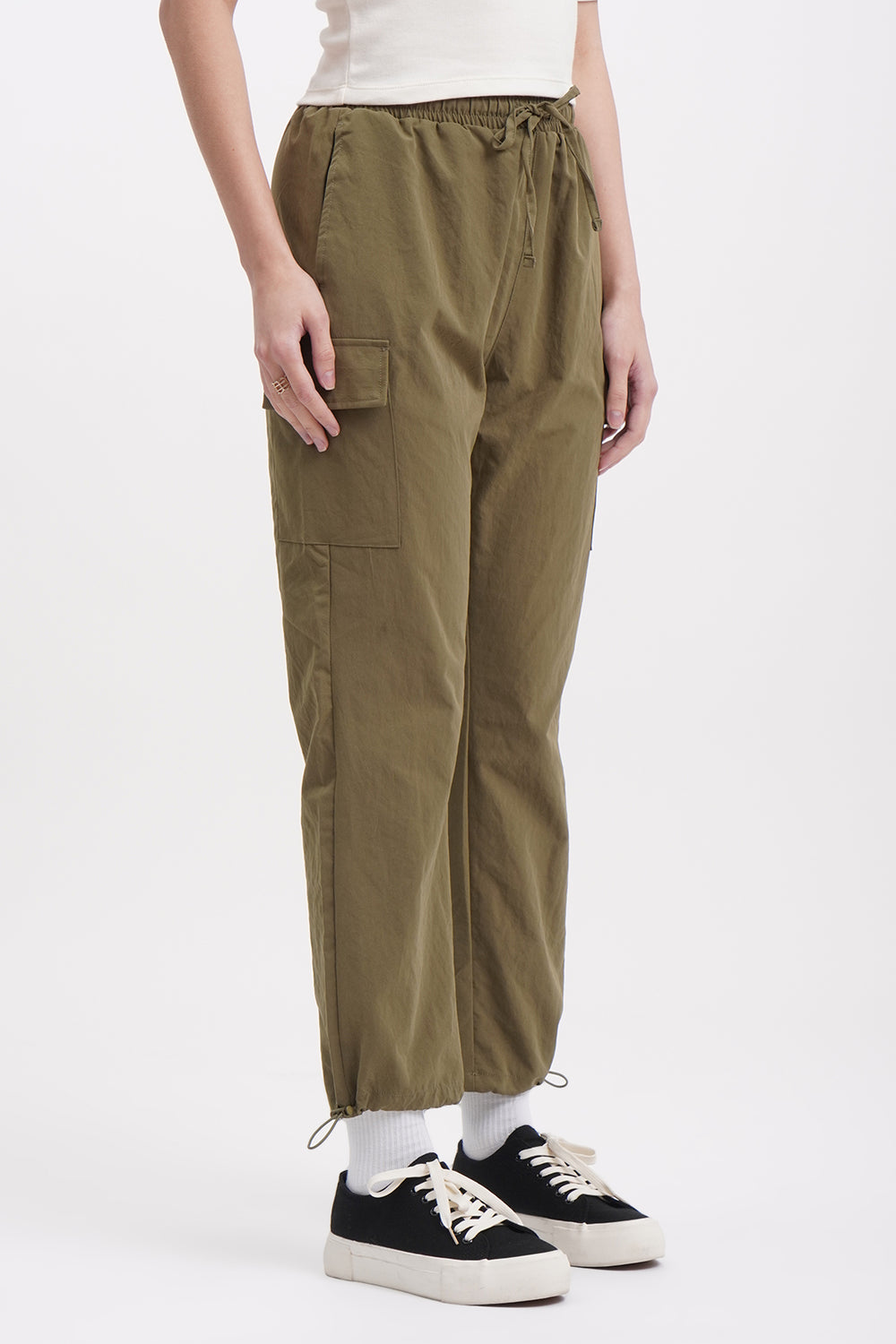975691-Olive (3).jpg