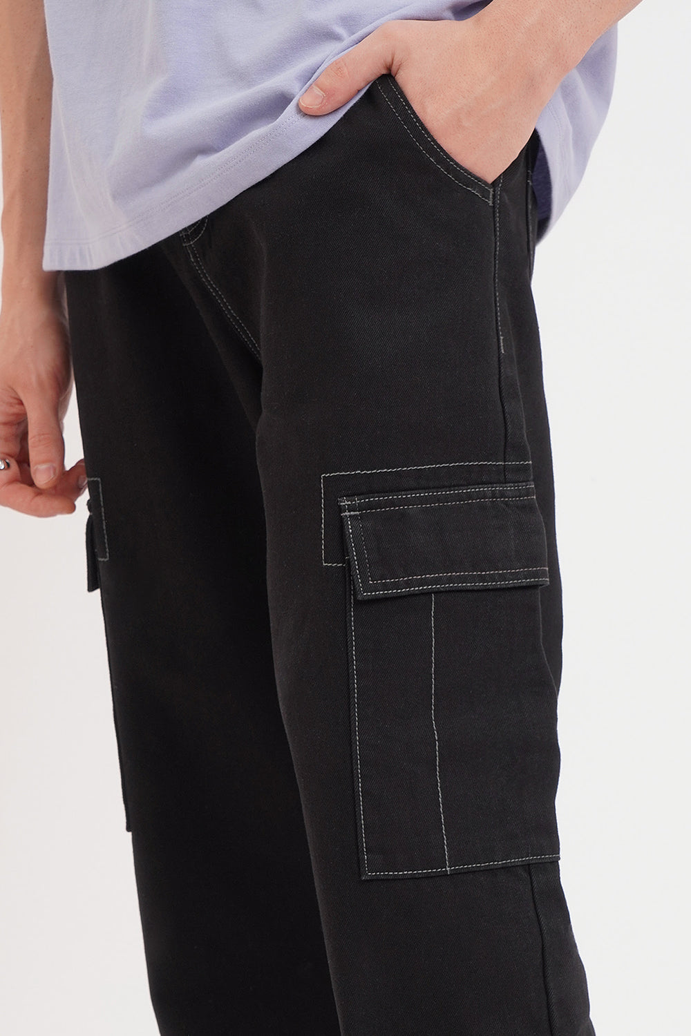 976027-Black (2).jpg