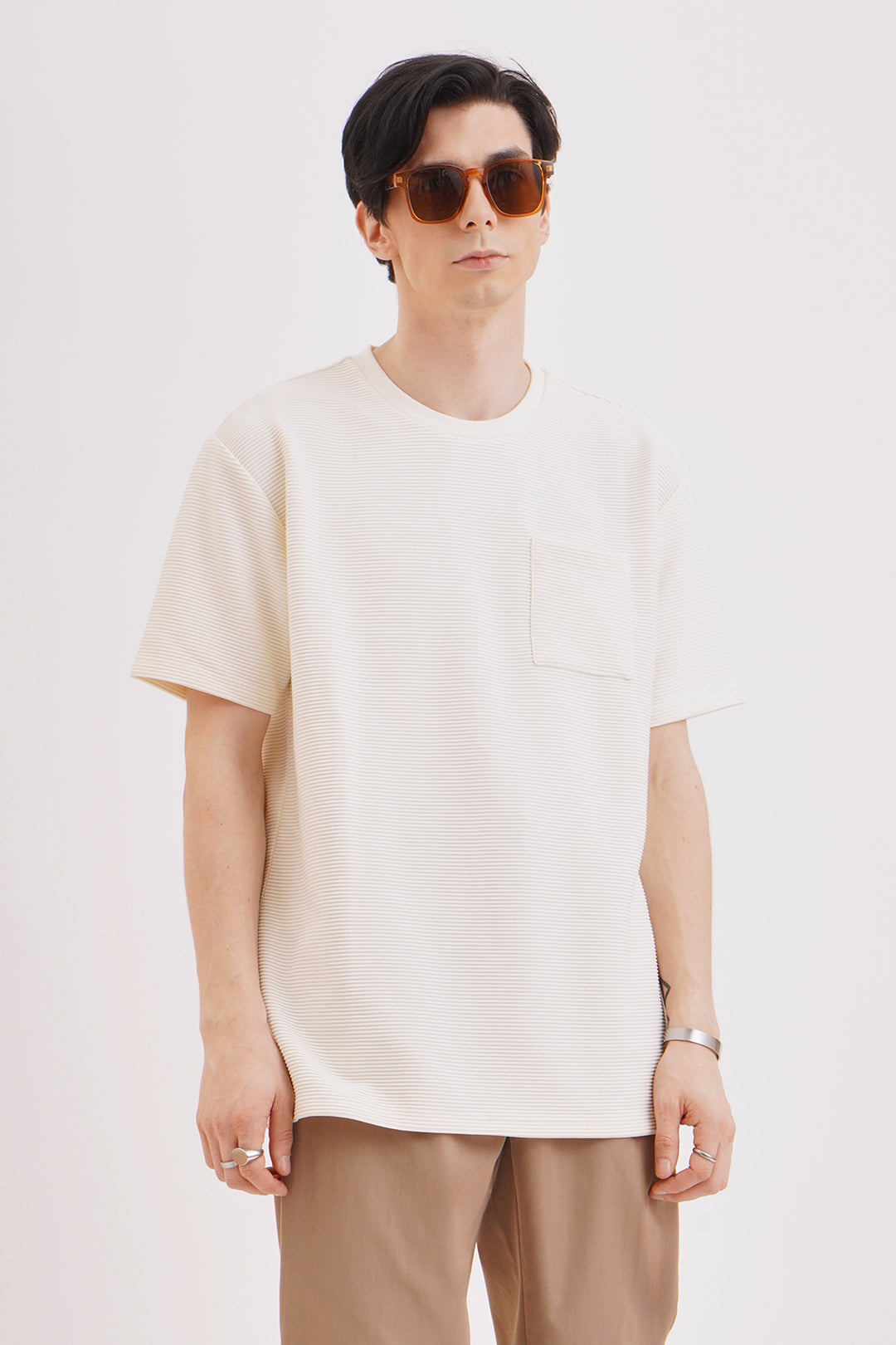 977492-Off White (3).jpg