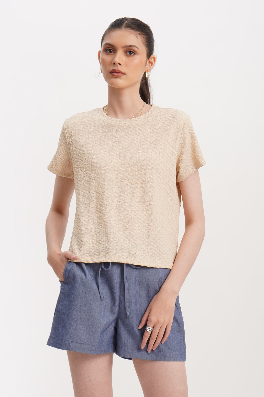 978857-Cream (1).jpg
